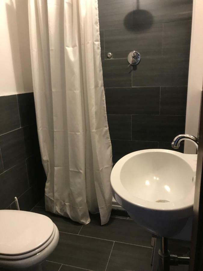 Casa Margot Apartment Кампаняно ди Рома Екстериор снимка